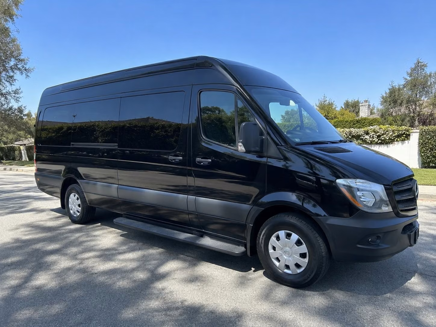 elizabeth sprinter limo rental